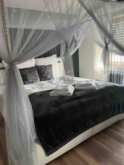 Ferienwohnung Outletcity Metzingen Metzingen  Luaran gambar